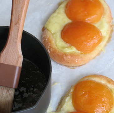 Sunny-Side-Up Apricot Pastry