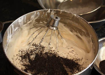 poppyseed-cake11